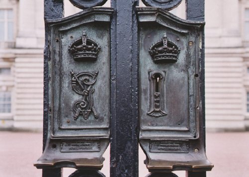 Gates of Buckingham Palace