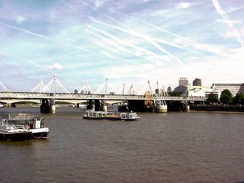 Golden Jubilee Bridges/Hungerford Bridge