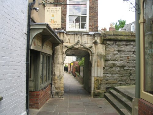 College Gate, Gloucester