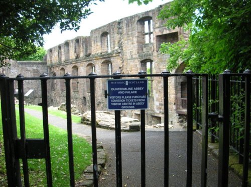 Palace Ruins, Dunfermline.