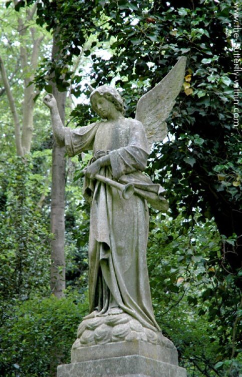 Highgate Cemetery