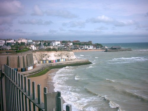 Broadstairs harbour, Kent. 08/06/05