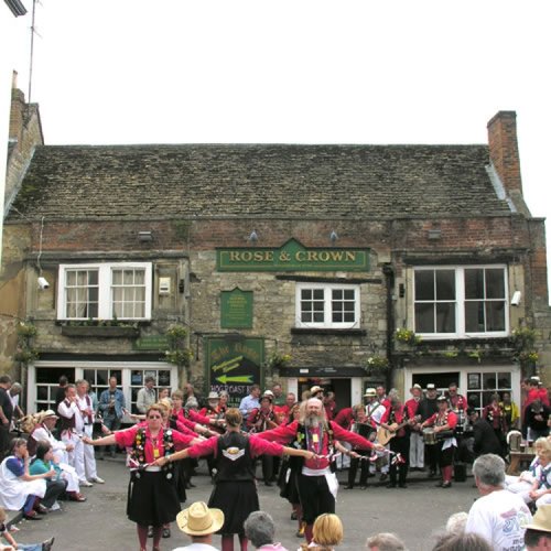 Rose & Crown, Chippenham, Wiltshire. 34th Folk Festival 2005