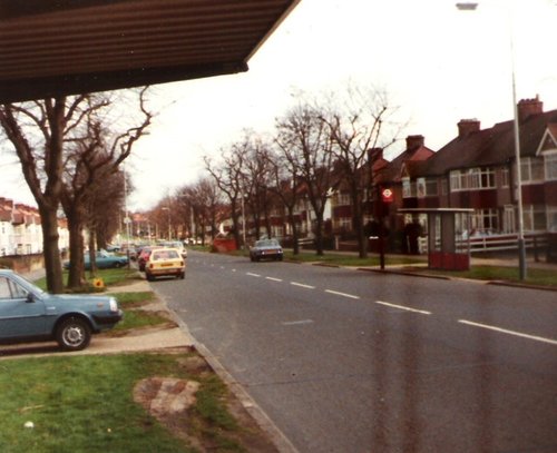 Whitton Ave West