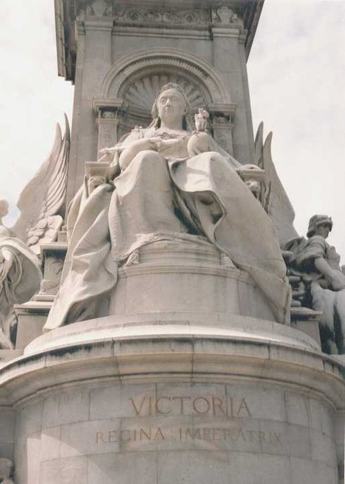 Queen Victoria Memorial - Summer 1993