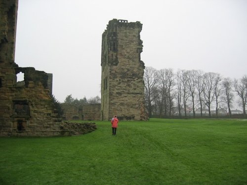 Ashby-de-la Zouch castle, Derbyshire.
November 2004