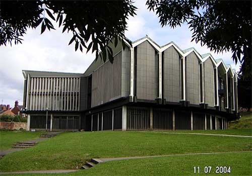 The old 1960's Magistrates Court House. Replaced by a new building on a different site in 2005.