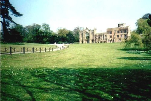 Newstead Abbey, Garden. Nottinghamshire