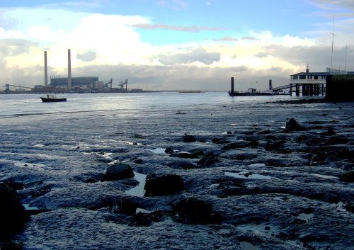 Foreshore at Gravesend with Royal Terrace Pier.