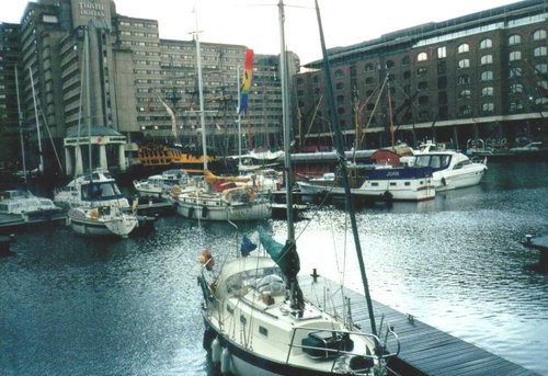 London - St Katherine Docks, May 2001