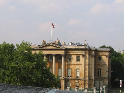 Apsley House, Greater London