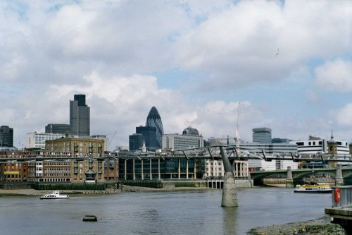 London - Thames and Millennium Bridge, June 2005