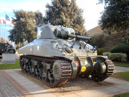 A second tank outside DDay Museum in Southsea.  Taken 27th January 2006.