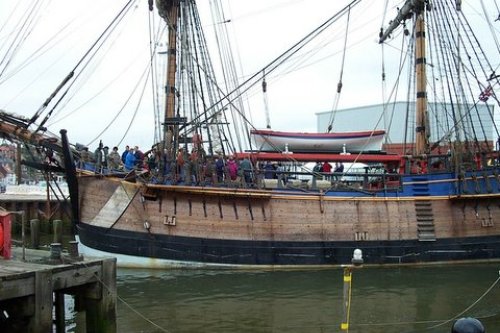 HMS BARK ENDEAVOUR at WHITBY 2001