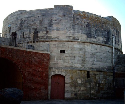 The Round Tower in Portsmouth. Taken:  5th May 2006