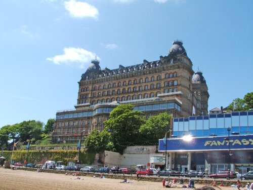 The Grand Hotel south bay Scarborough =) (05-06-2006)