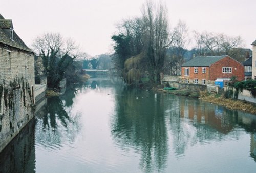 Stamford, Lincolnshire - River Welland, from the bridge, 2005