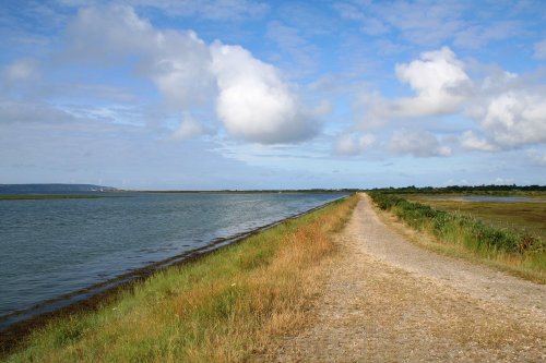 Sea Wall heading towards Keyhaven, Lymington,
Hampshire