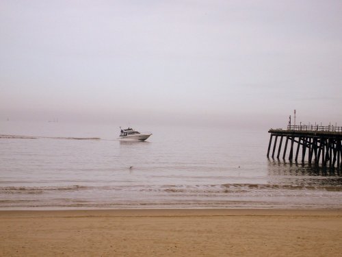 Boat at sea front..