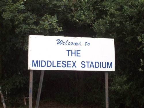 Hillingdon Borough Football Club, Breakspear Road, Ruislip