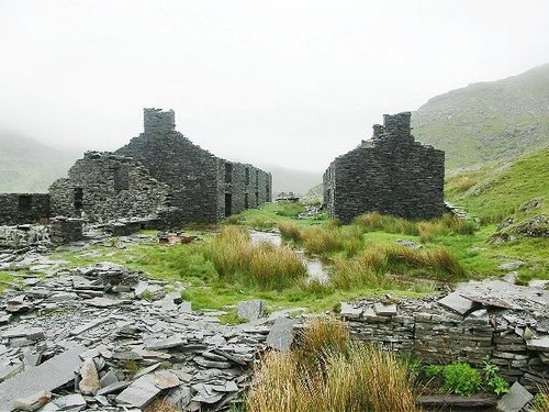 Miners Cottages, Bwlch-y-Rhosydd Quarry, Cwm Croesor.