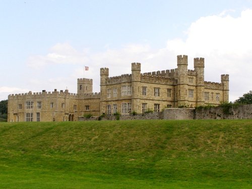 Leeds Castle - New Castle and The Gloriette (Kent)