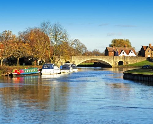 Abingdon Bridge over the Thames, Abingdon, Oxfordshire.