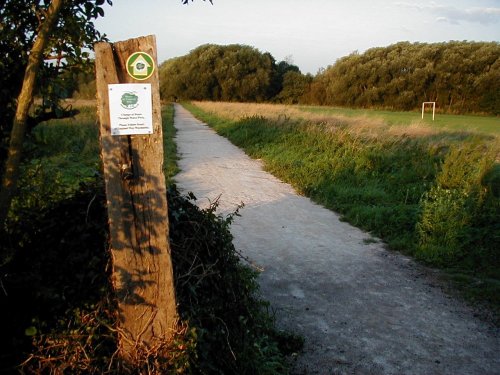 Kingsbury water park in the morning