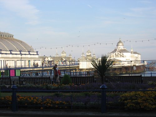 Eastbourne, Pier