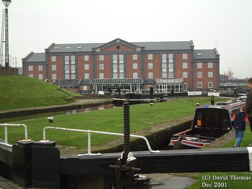 Ellesmere Port - Taken By David Thomas DEC 2001