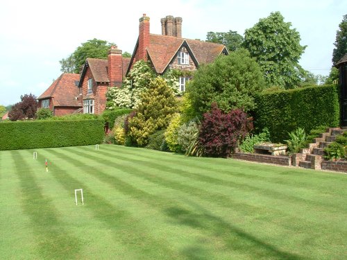 Marle Place Gardens, Brenchley, Kent - TN12 7HS