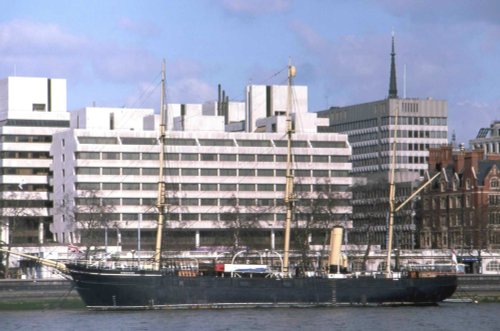 SS Discovery