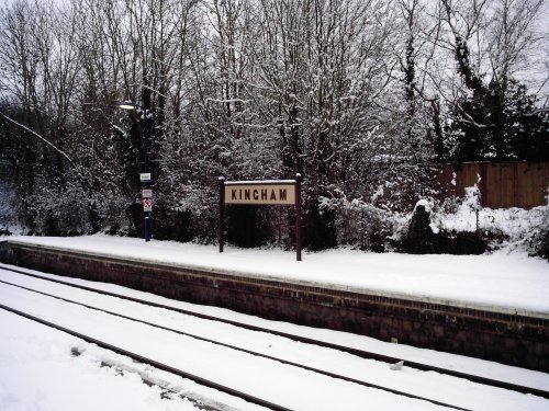 Kingham train station in the Cotswolds looking lovely with the snow