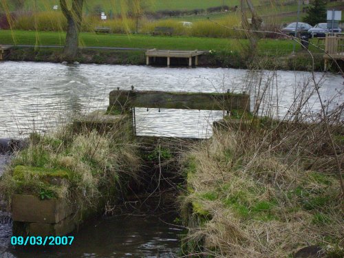 An old part of the dam at 
Mill Dam,
Church Warsop, 
Nottinghamshire