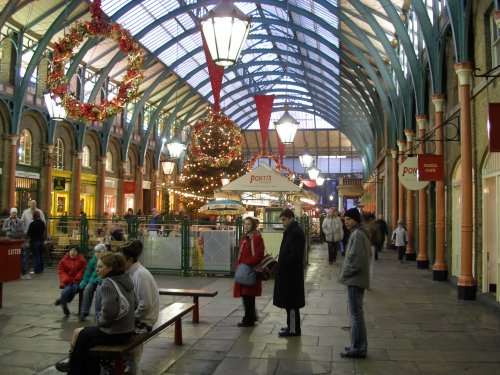 Christmas in England - Pictures of England