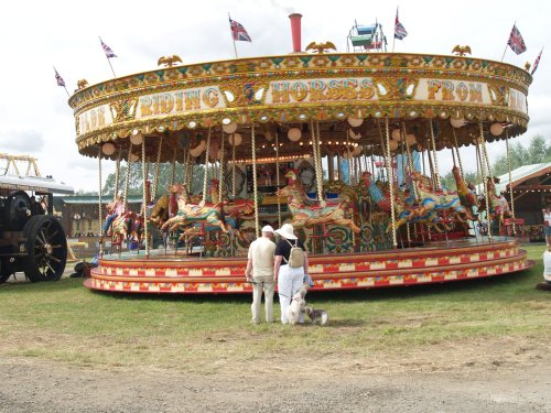 Howards Gallopers Pickering Steam Rally 2007