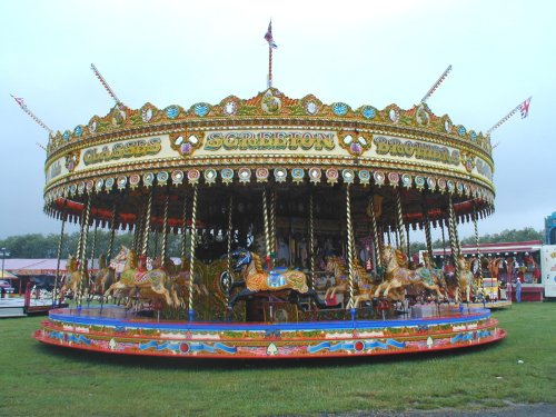 Screeton Bros Gallopers Pickering 2002