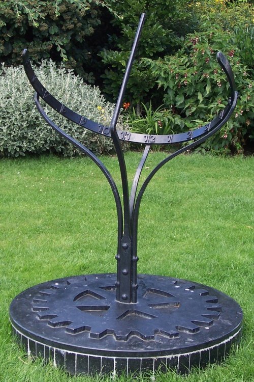 The Sundial, Roundwood Park, Willesden, Greater London