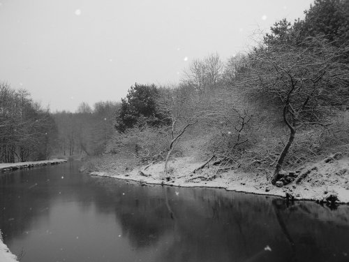 THE CANAL, MOSSLEY, LANCASHIRE