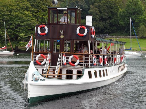 MV Tern on Windermere