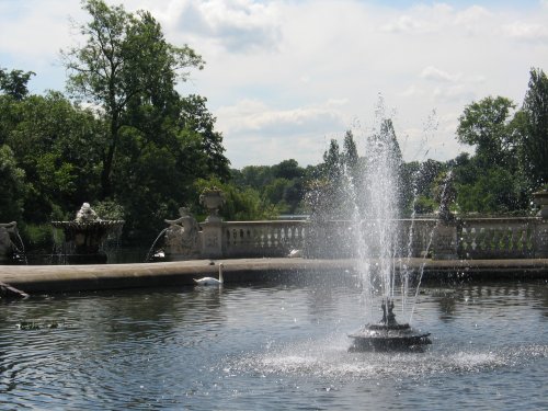 Kensington Gardens, The Italian Gardens