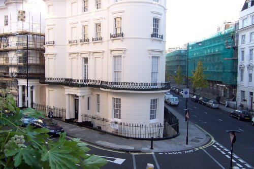 Bldg. across Westbourne Terrace from our hotel