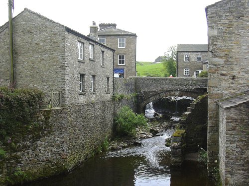 Hawes bridge