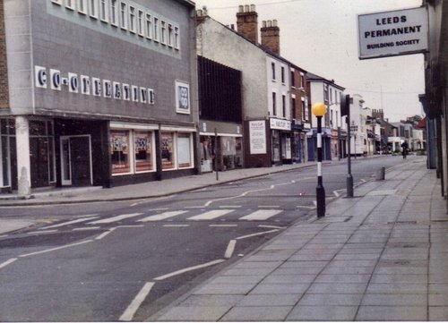 Beeston High Road