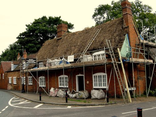 Thatching in Dunchurch