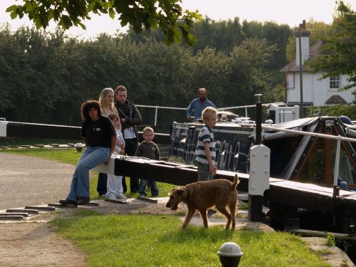 Narrowboat at Lock 40, Grand Union canal, Marsworth, Bucks