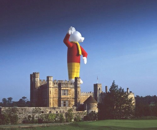 Hot air balloon at Leeds Castle, Kent