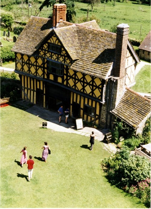 Stokesay Castle