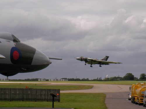 The Mighty Vulcan returns to Waddington