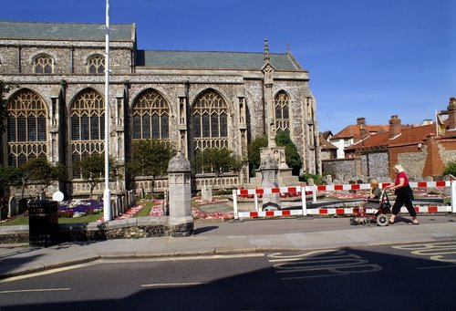 The gardens and road works.